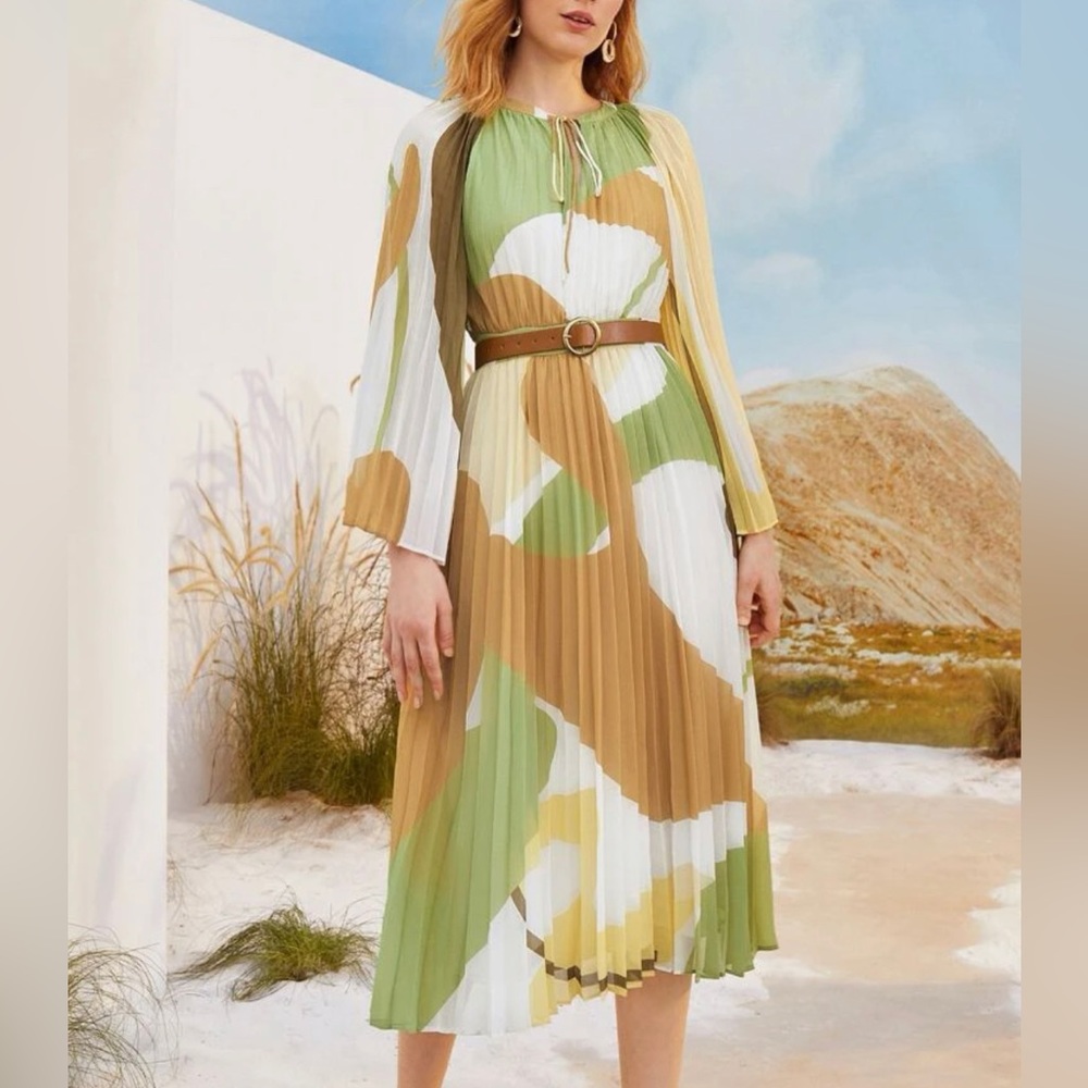 MOTF Premium Elegant Multi Color Pleated Bell Sleeve Dress